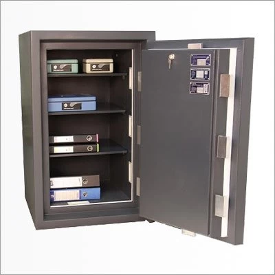 Огневзломостойкий сейф Defender Pro 524 EL+KL